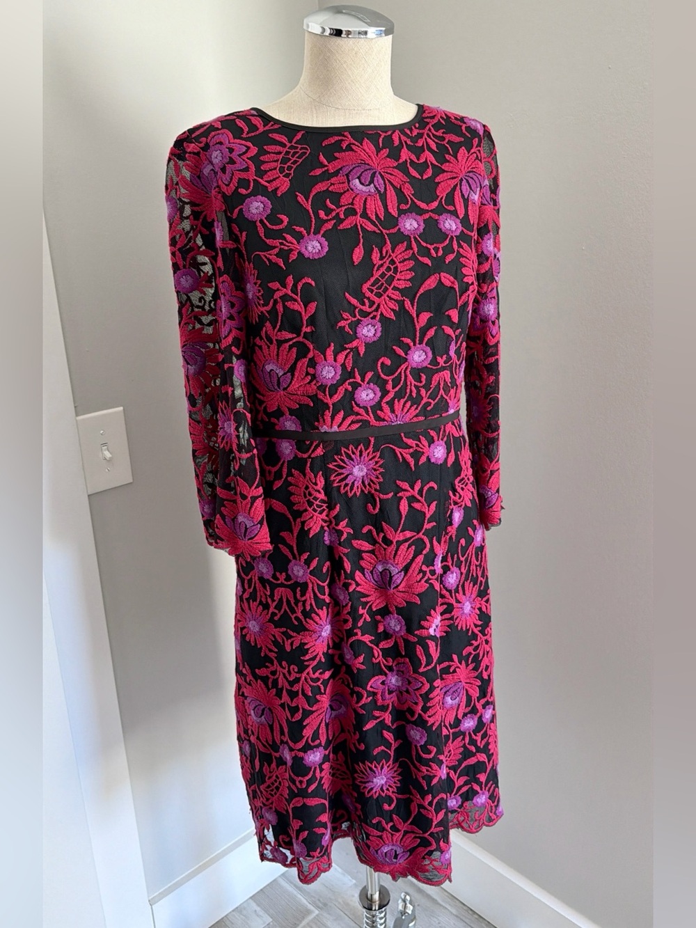 Adrianna Papell Women’s Black Pink Purple Floral Lace Sheath Dress 6
